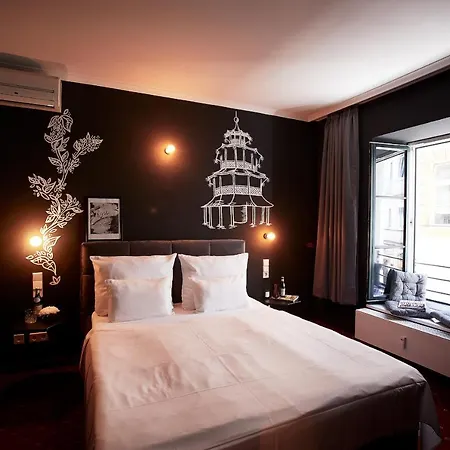 Wdrei Hotel