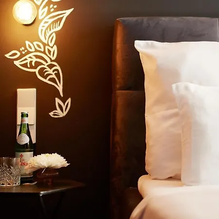 Wdrei Hotel