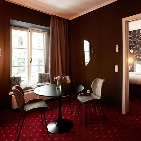 Hotel Wdrei