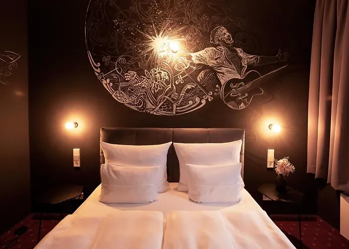 Wdrei Hotel *
