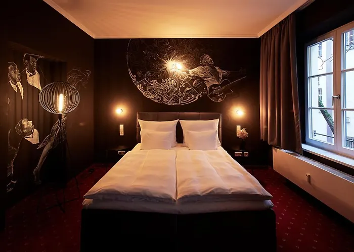 Wdrei Hotel *